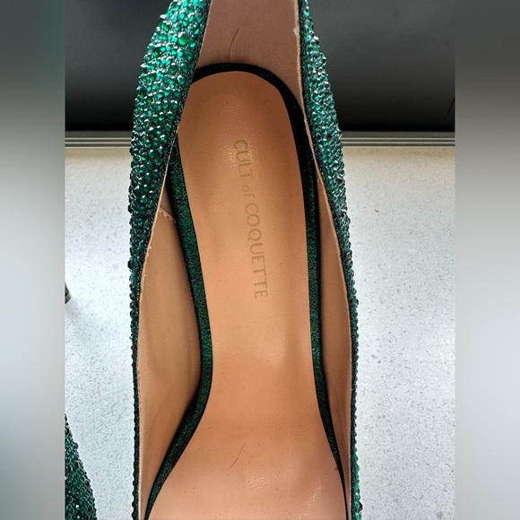 BRAND NEW! - Picture 4 of 5